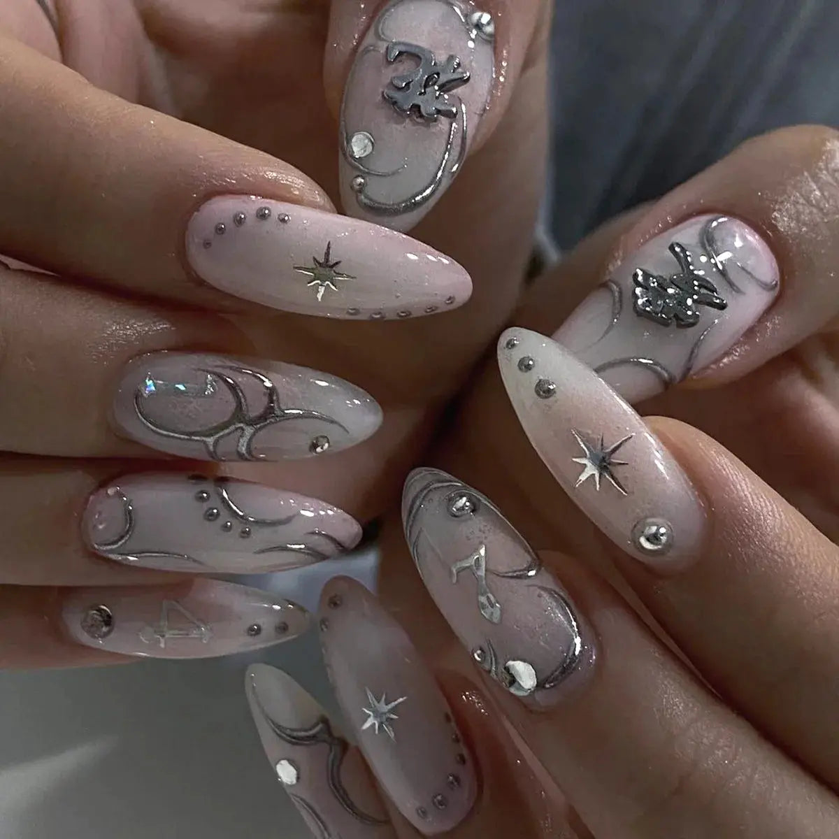 24Pcs False Nails Spicy Girl Silver Bow with Diamond Fake Nails with Glue Almond Press on Nails Black Cool Y2k Almond Nail Set Tech Triumph Shop