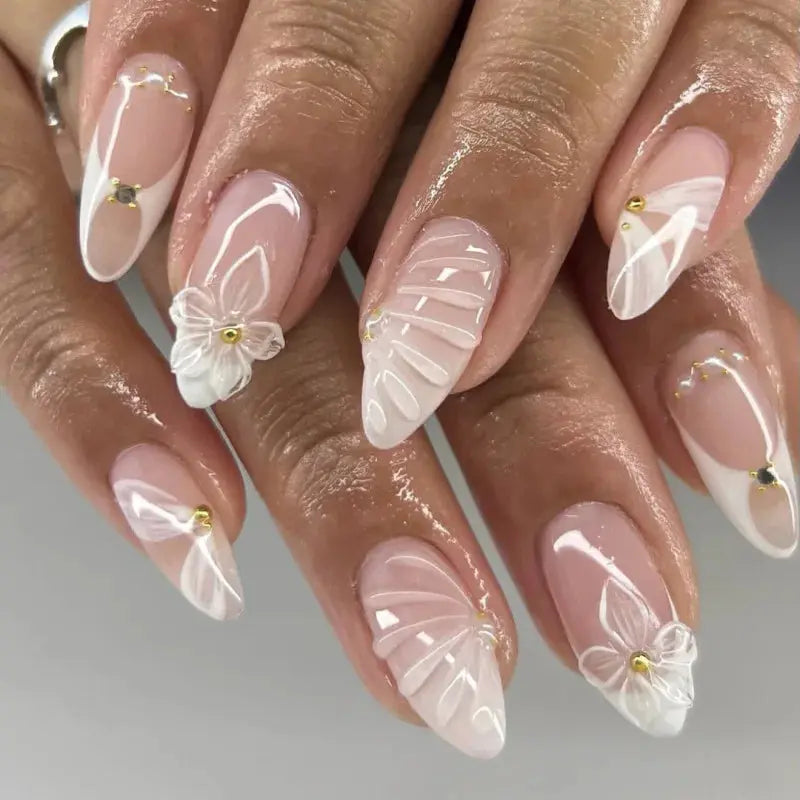 24pcs White Flower Fake Nail Tips Ins Yellow Pink Blush False Nails Wearable Full Cover European Almond Shaped Press on Nails Tech Triumph Shop