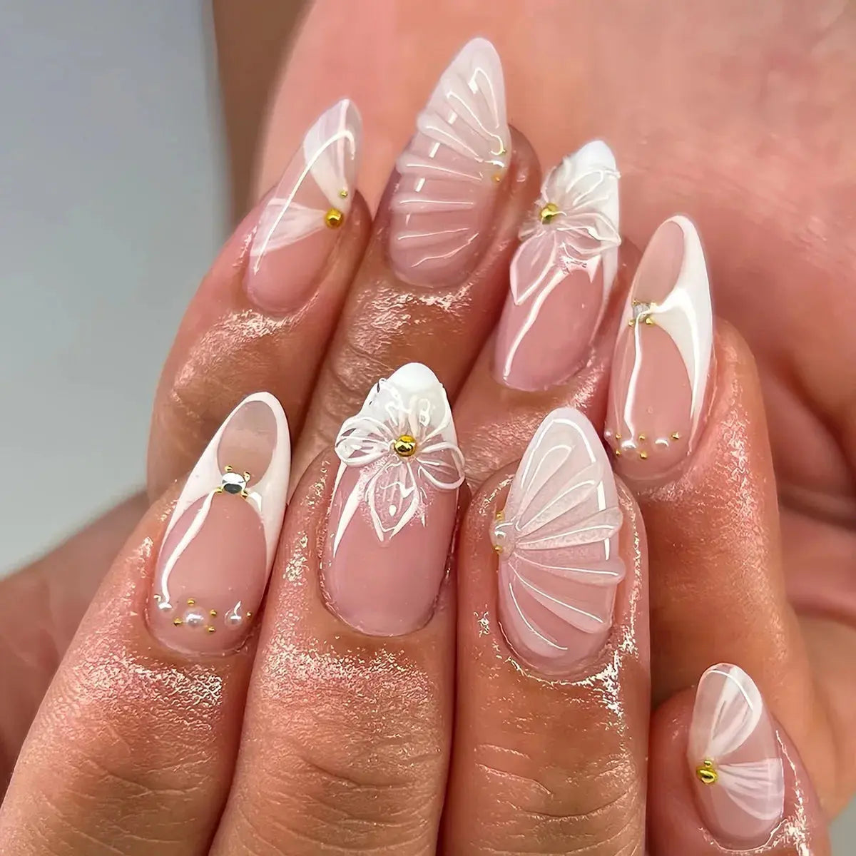 24Pcs Pink Almond False Nails Butterfly Ballet with French Design Wearable Fake Nails Simple Artificial Press on Nails Tips Art Tech Triumph Shop