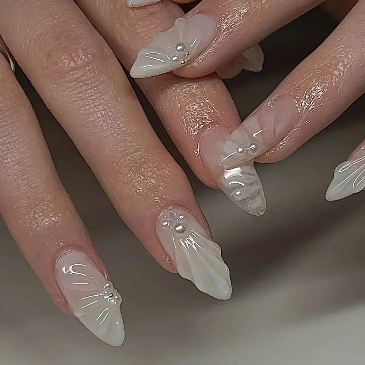 24Pcs Pink Almond False Nails Butterfly Ballet with French Design Wearable Fake Nails Simple Artificial Press on Nails Tips Art Tech Triumph Shop