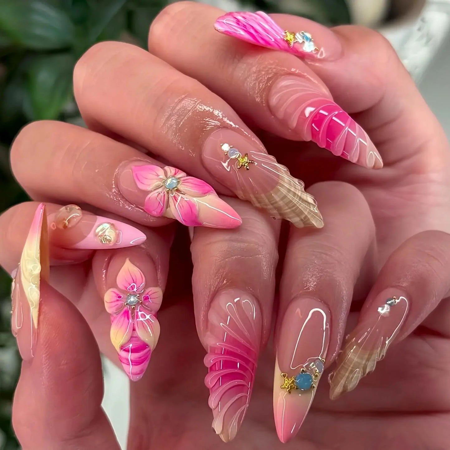 24Pcs Pink Almond False Nails Butterfly Ballet with French Design Wearable Fake Nails Simple Artificial Press on Nails Tips Art Tech Triumph Shop