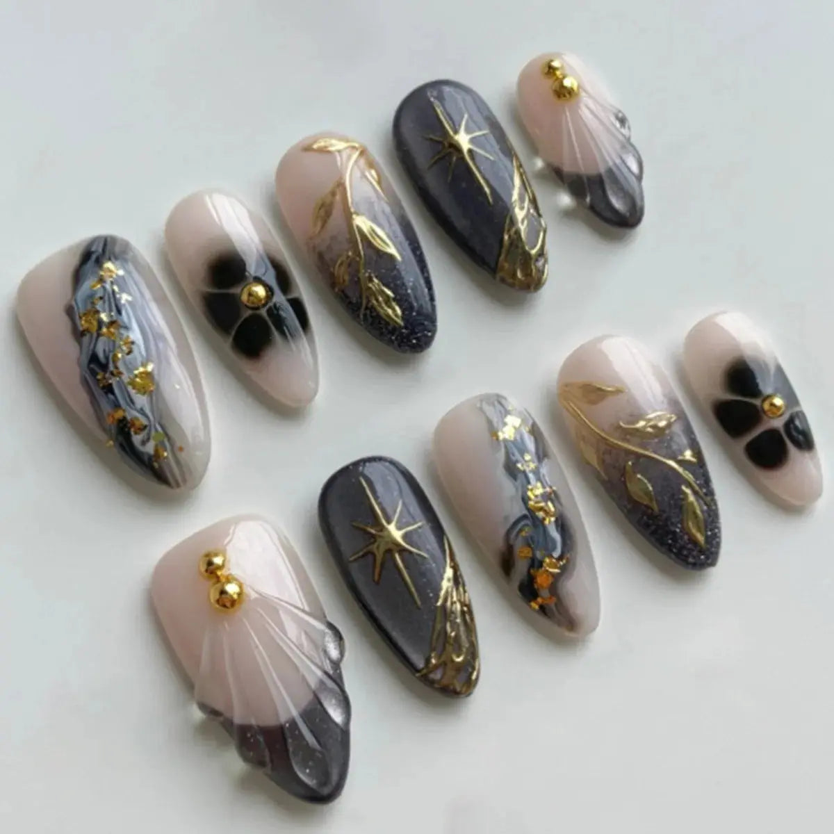 24pcs White Flower Fake Nail Tips Ins Yellow Pink Blush False Nails Wearable Full Cover European Almond Shaped Press on Nails Tech Triumph Shop