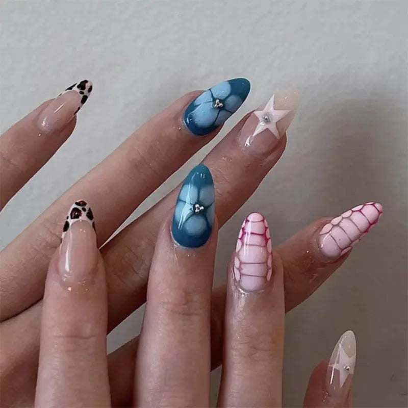 24pcs White Flower Fake Nail Tips Ins Yellow Pink Blush False Nails Wearable Full Cover European Almond Shaped Press on Nails Tech Triumph Shop