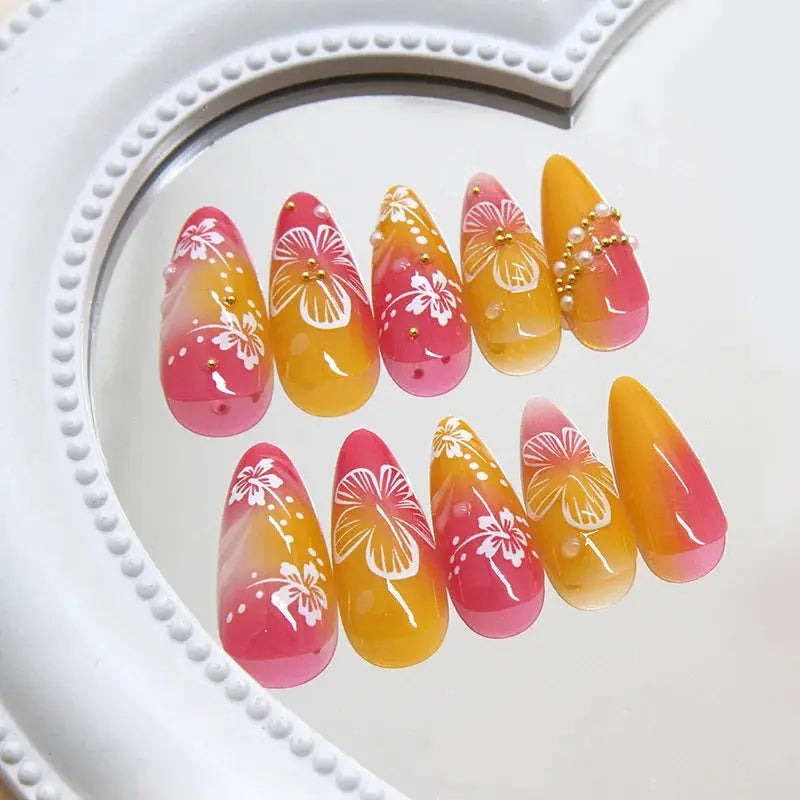 24pcs White Flower Fake Nail Tips Ins Yellow Pink Blush False Nails Wearable Full Cover European Almond Shaped Press on Nails Tech Triumph Shop