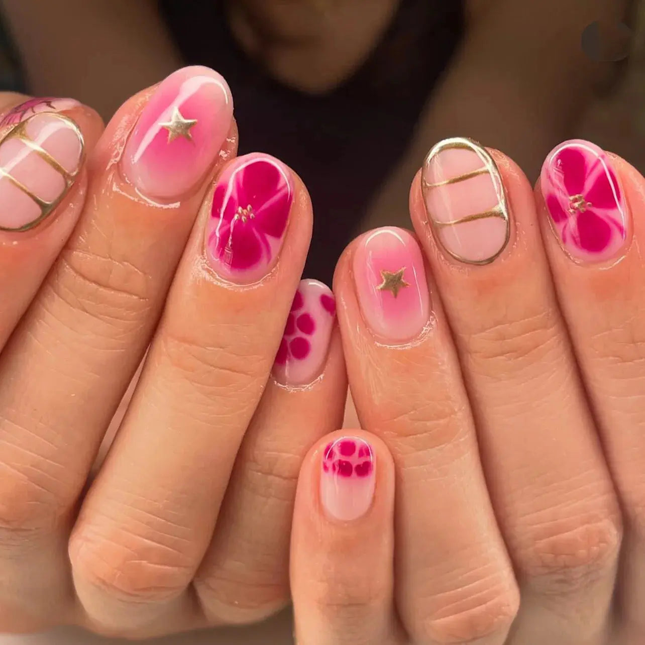 24Pcs False Nails Spicy Girl Silver Bow with Diamond Fake Nails with Glue Almond Press on Nails Black Cool Y2k Almond Nail Set Tech Triumph Shop
