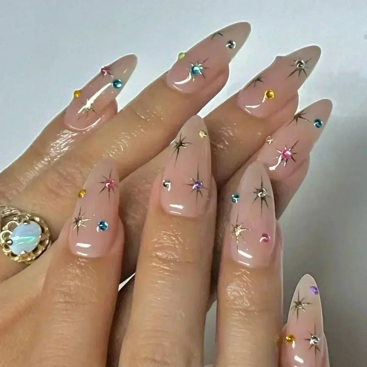 24Pcs Pink Almond False Nails Butterfly Ballet with French Design Wearable Fake Nails Simple Artificial Press on Nails Tips Art Tech Triumph Shop